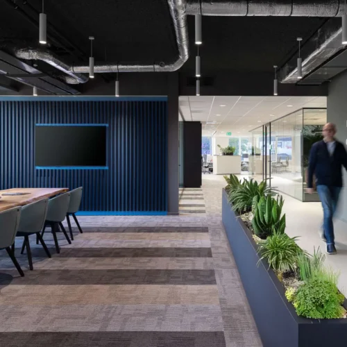 Plamen van Dijk | Design Studio – interieurarchitect BIS- Econocom entreegebied