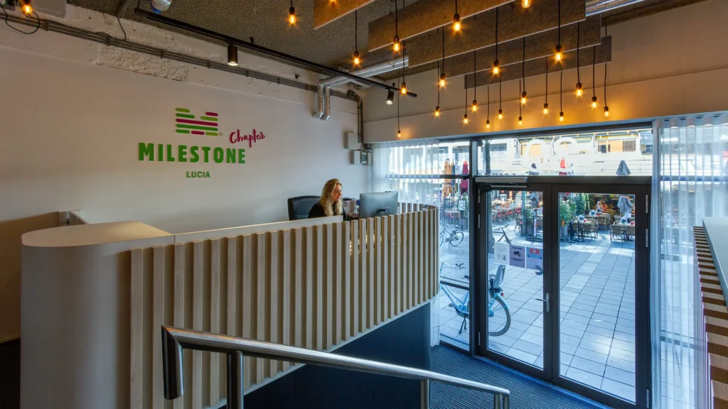 lucia-living-entreegebied-balie