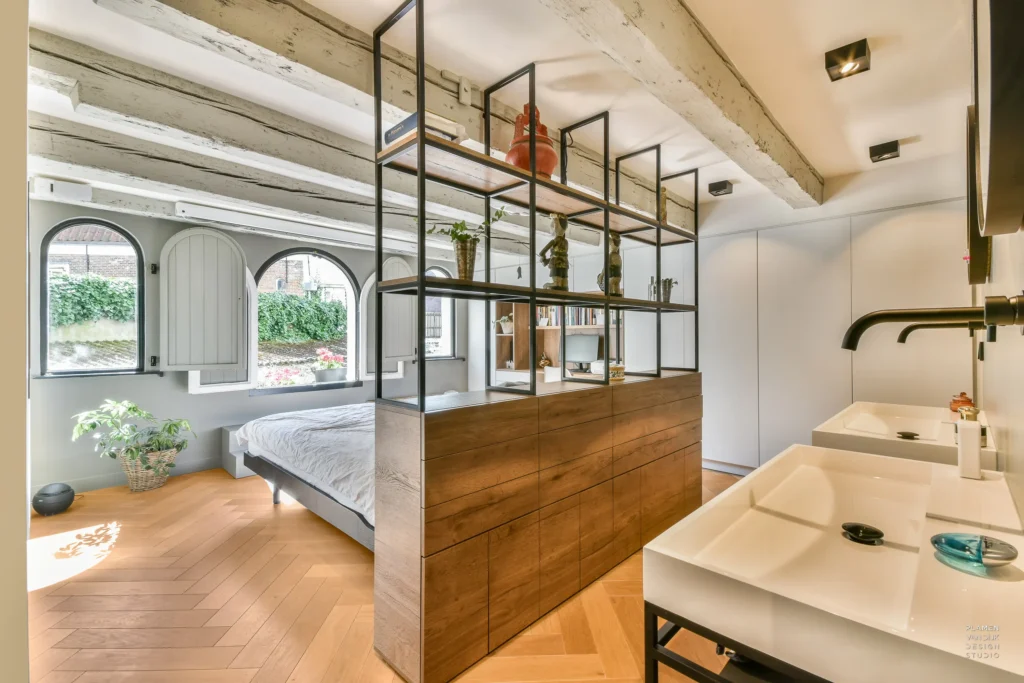 Plamen van Dijk | Design Studio – interieurontwerp slaapkamer met wasmeubels